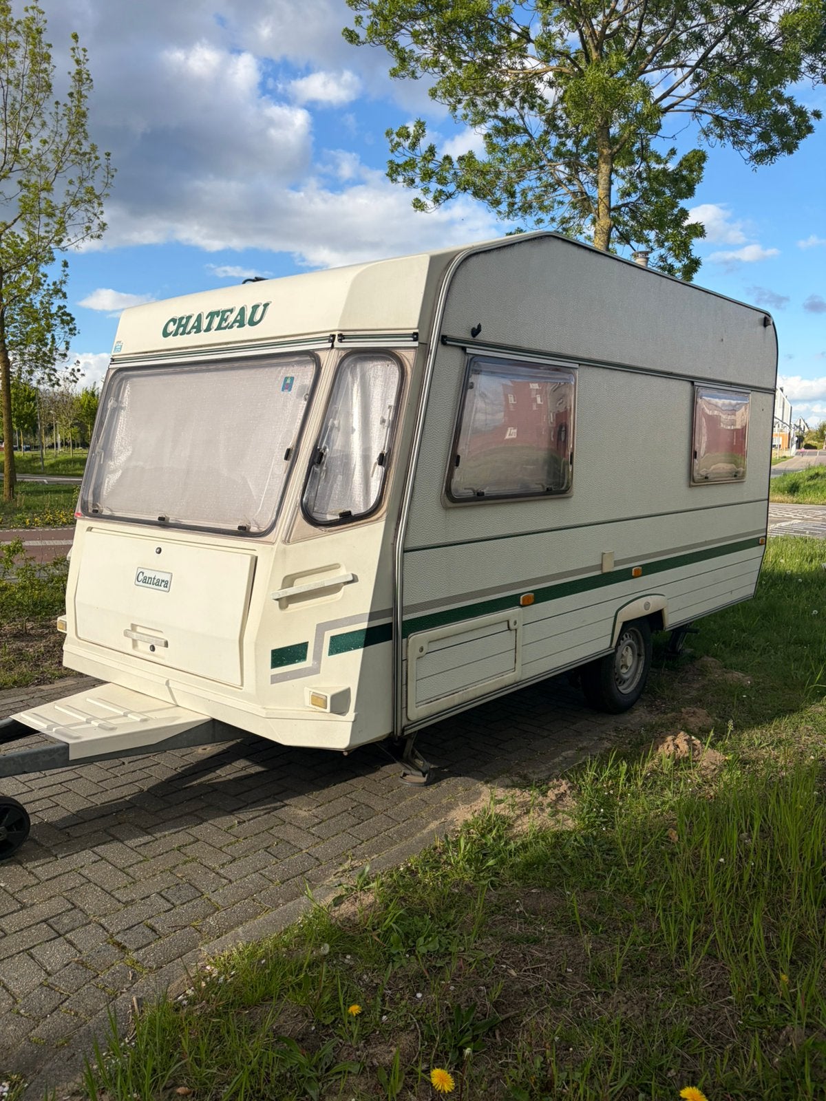 Caravan Chateau Cantara 395 C, Koelkast, Treinzit, Particulier, Tot en met 4