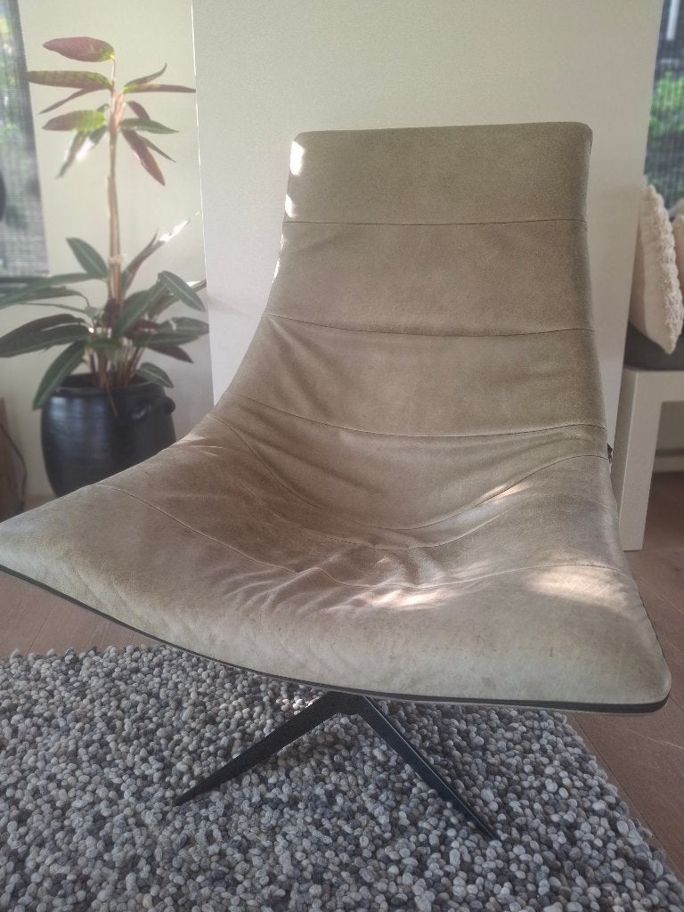 Leren fauteuil op draaipoot, Huis en Inrichting, Fauteuils, Ophalen, Gebruikt, 75 tot 100 cm, Retro