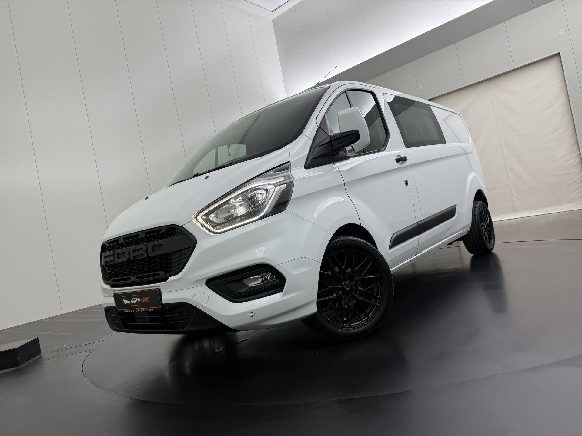 Ford Transit Custom 2.0TDCi Lang Dubbele Cabine Sport | 6-Pe, Auto's, Stof, Gebruikt, 2800 kg, Wit