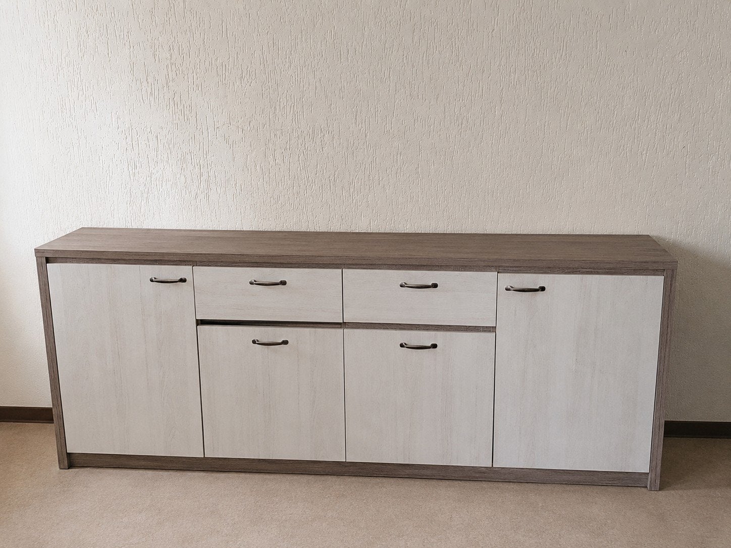 Mooi dressoir - zo goed als nieuw, snel ophalen!, Ophalen of Verzenden