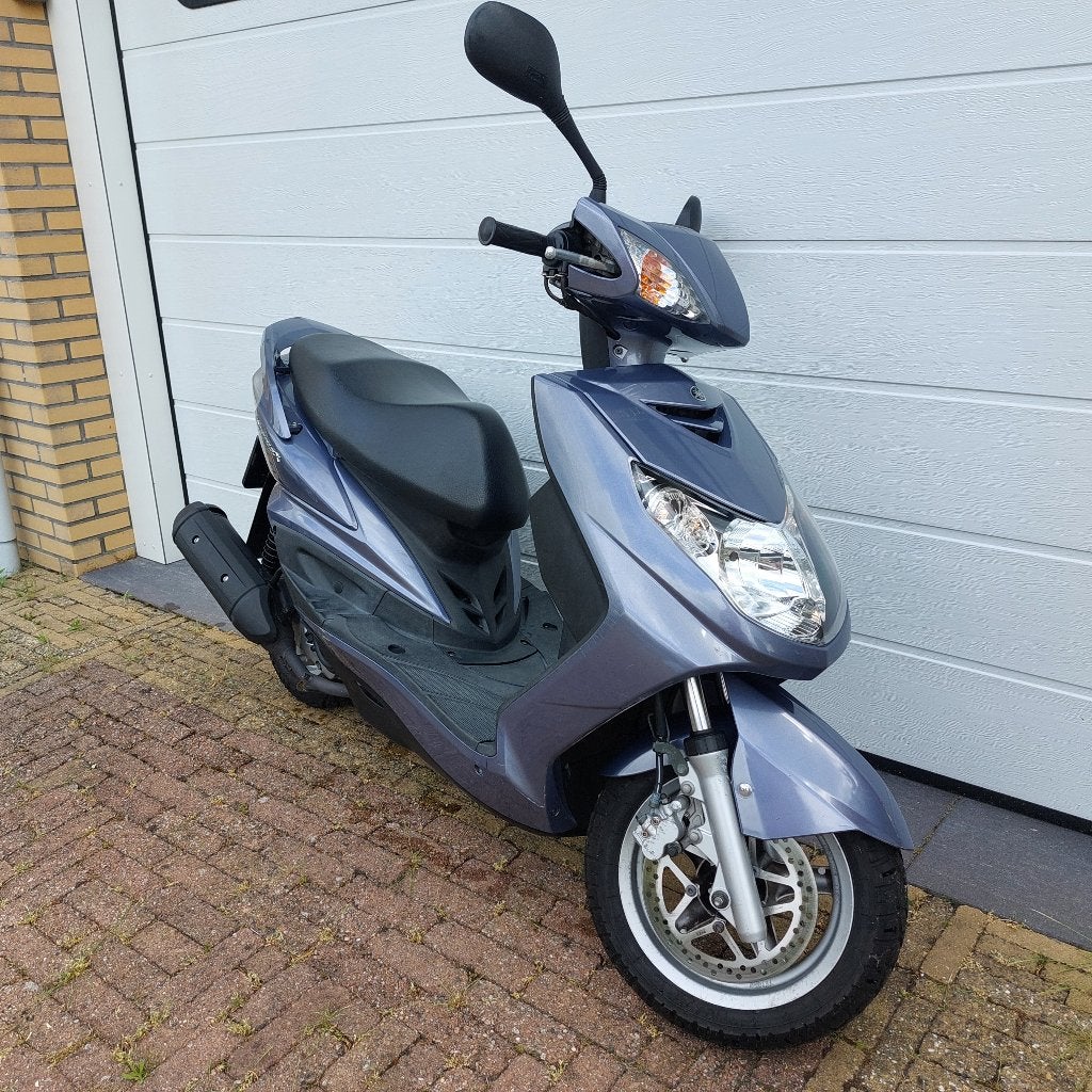 YAMAHA CYGNUS-X met slechts 4387 km! BJ 2009, Scooter, Gebruikt, Particulier, 125 cc