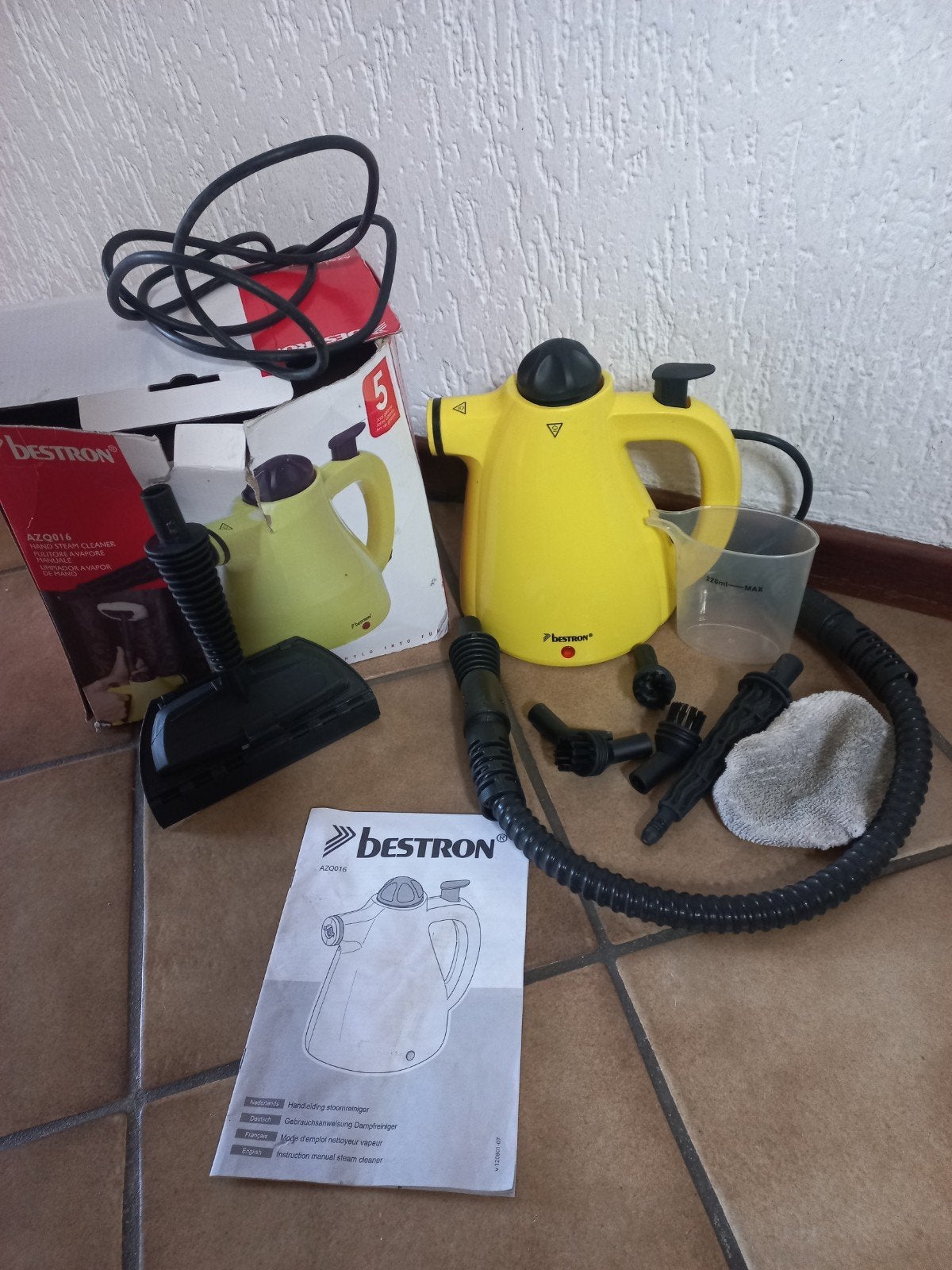 Bestron AZQ016 Handstoomreiniger - Geel, Ophalen of Verzenden, Gebruikt, Stoomreiniger