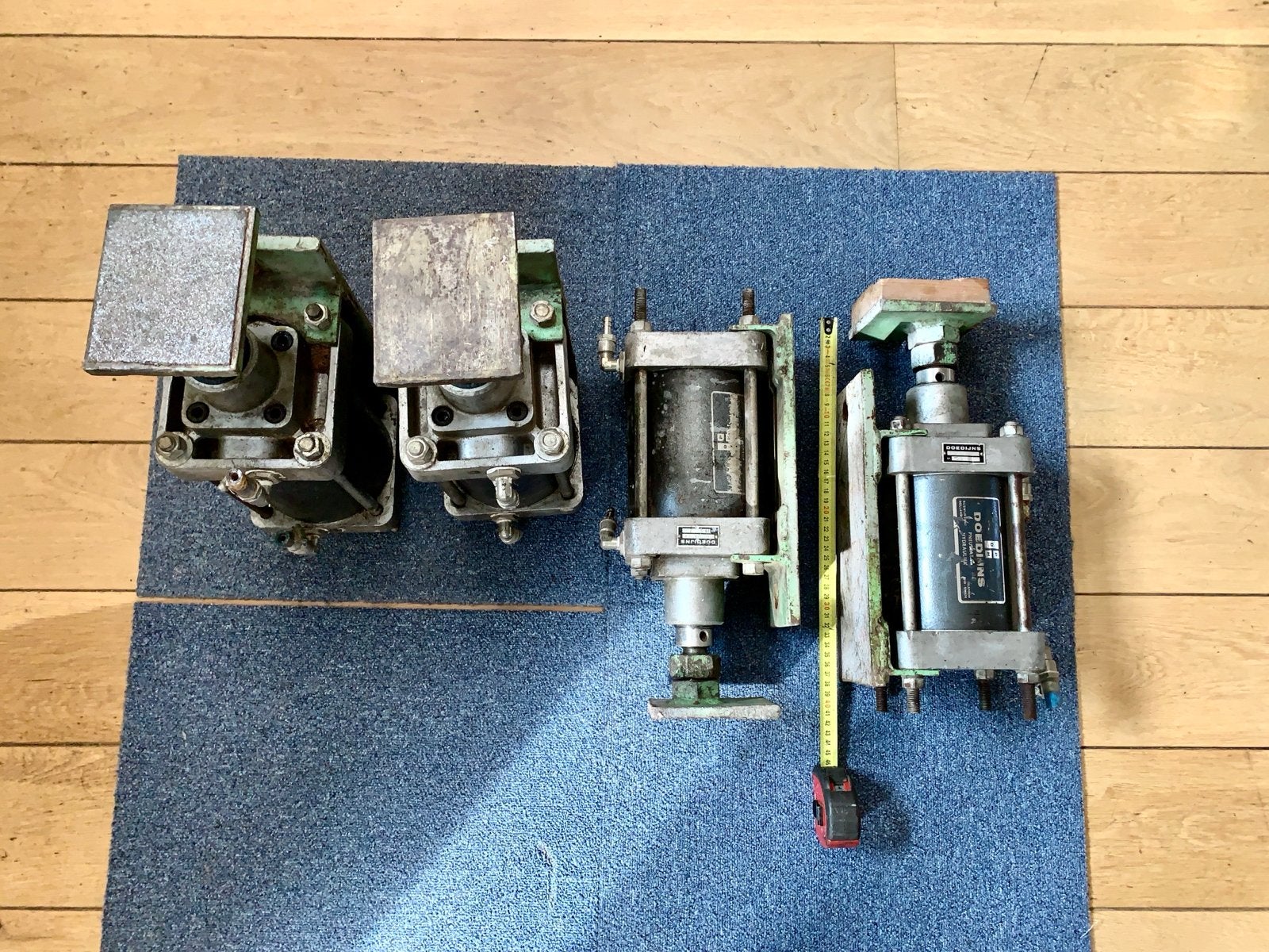 Doedijns Pneumatische Cilinders - Set van 4, Doe-het-zelf en Verbouw, Ophalen