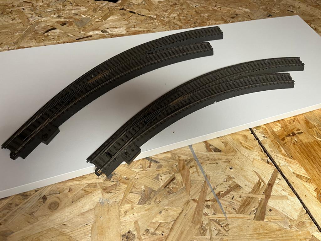 Märklin 24772 C-rail slanke wissel links, Hobby en Vrije tijd, Modeltreinen | H0, Wisselstroom, Gebruikt, Rails, Ophalen of Verzenden