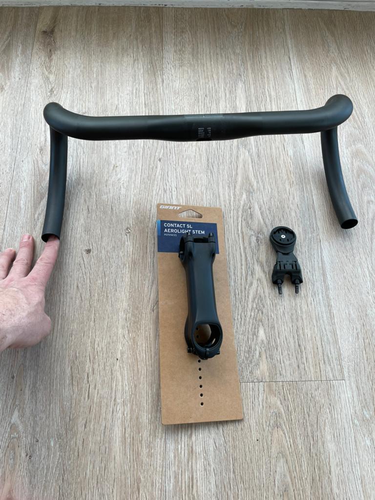 Giant Complete stuurset: Carbon stuur, alu stuurpen, mount, Fietsen en Brommers, Fietsonderdelen, Stuur, Ophalen of Verzenden