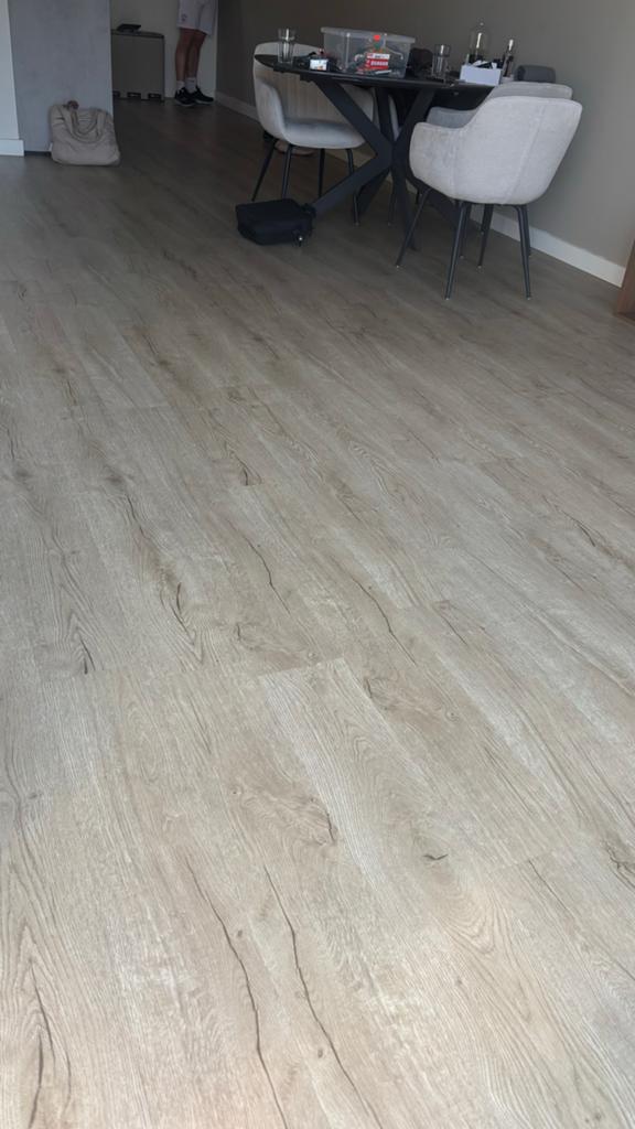 Laminaat vloer - ca. 40 m2, Ophalen, Gebruikt, Beige, 25 tot 50 m²