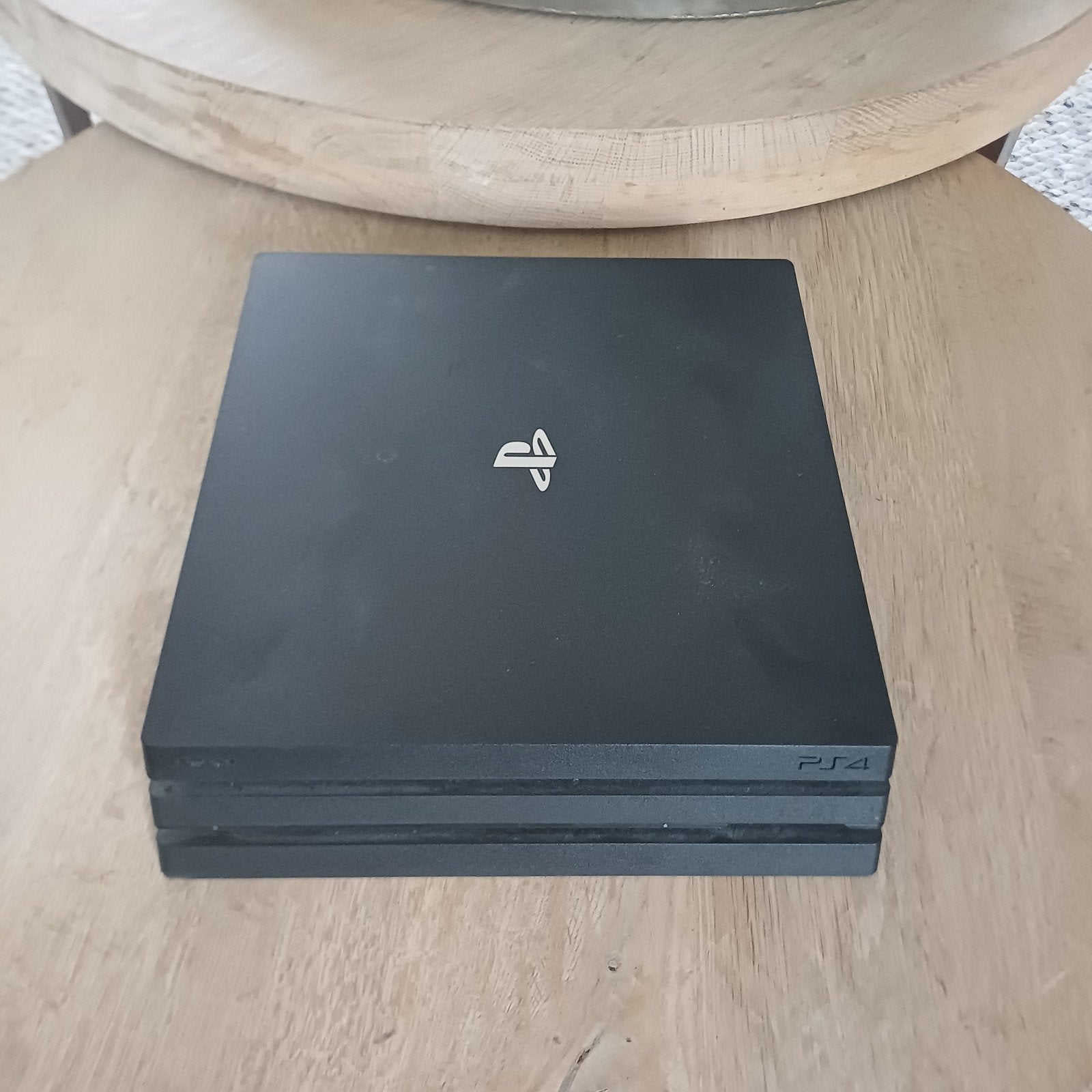 Ps4 pro 1TB