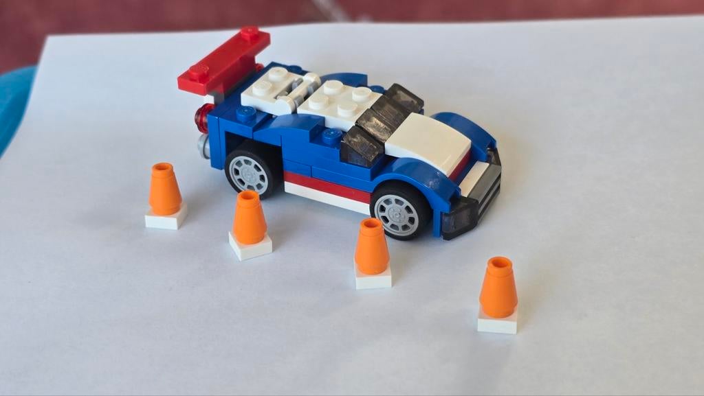 Lego Creator 31027 - Blauwe Raceauto met Pylonen, Ophalen of Verzenden, Zo goed als nieuw