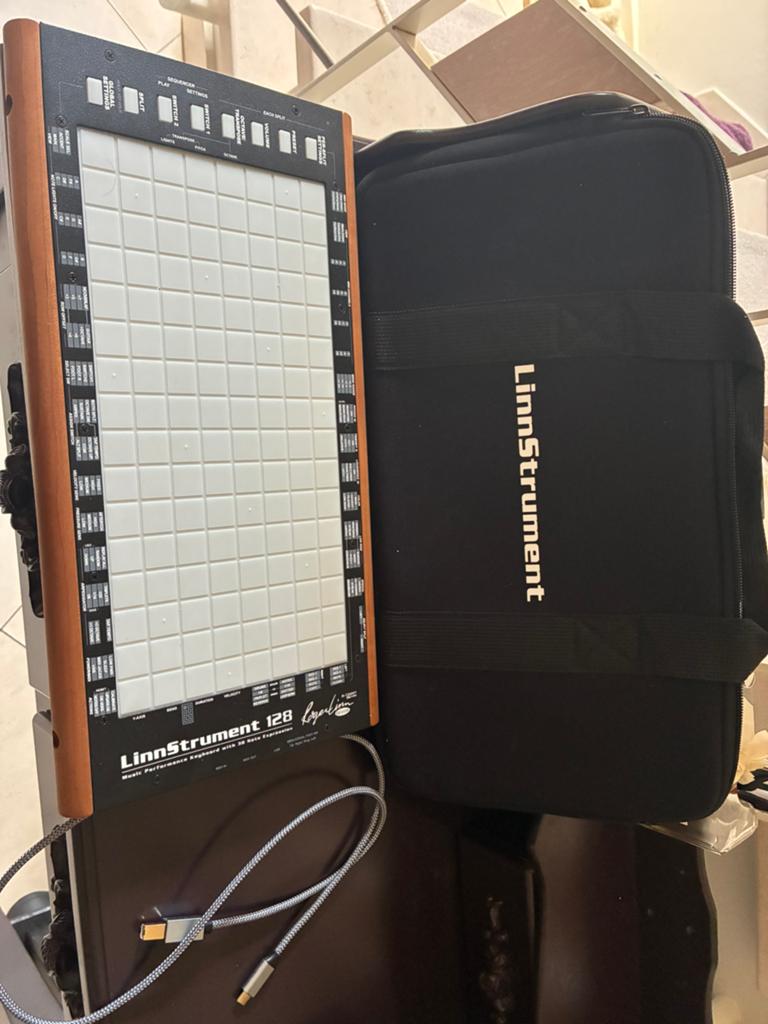 Linnstrument 128, Muziek en Instrumenten, Synthesizers, Ophalen of Verzenden, Zo goed als nieuw, Overige aantallen, Overige merken