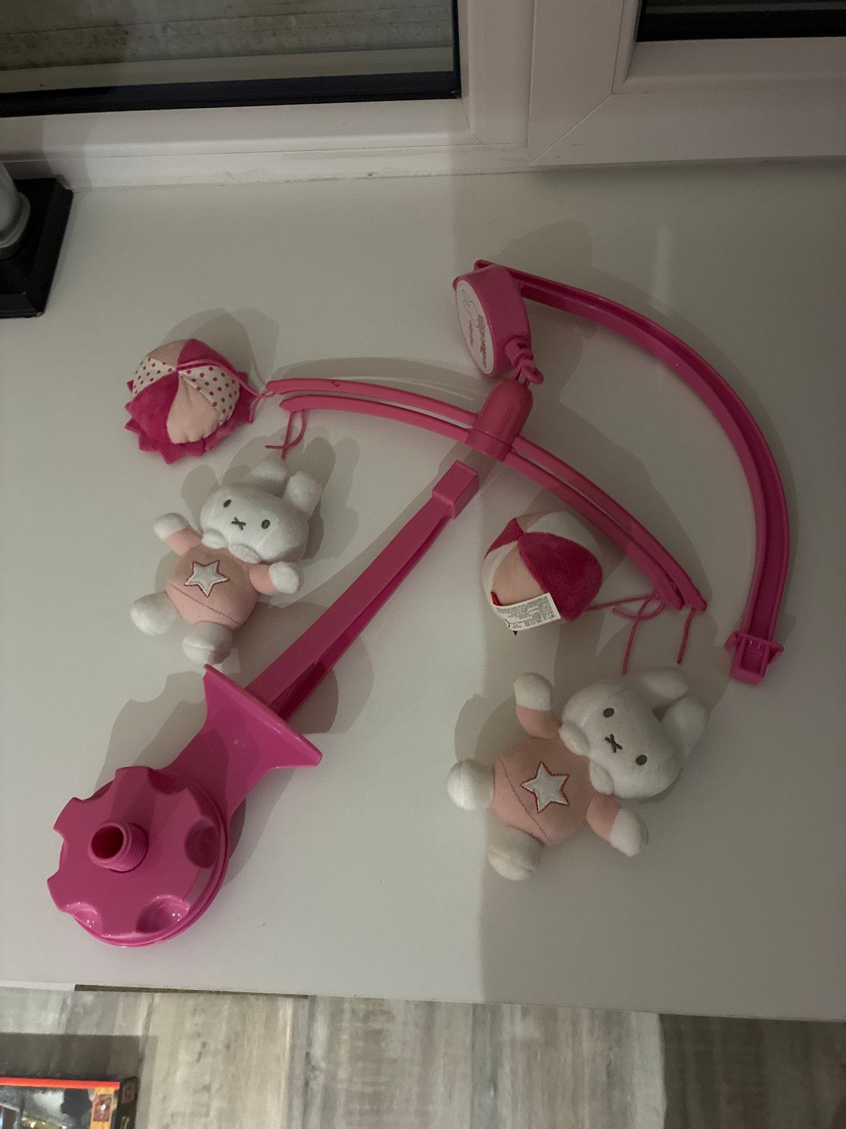 Nijntje Box Muziek Hanger - Roze Mobiel met Geluid, Ophalen, Gebruikt, Mobiel, Met geluid