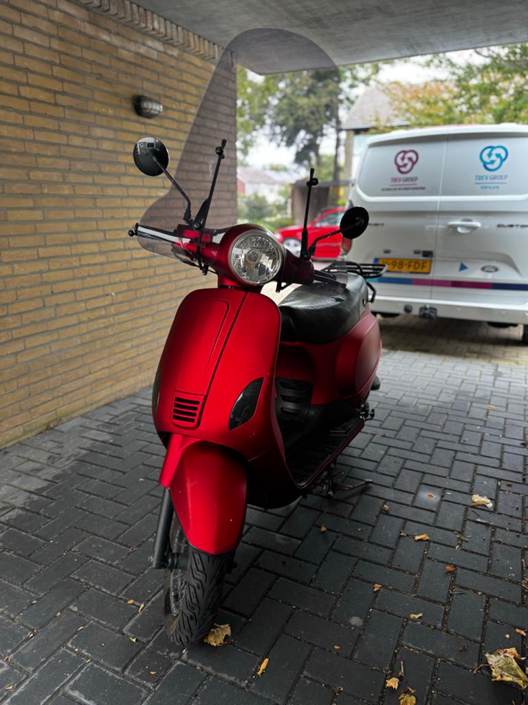 Turbho RL50 blauw kenteken, windscherm, USB, nieuwe banden, Zo goed als nieuw, Benzine, Ophalen, Overige merken