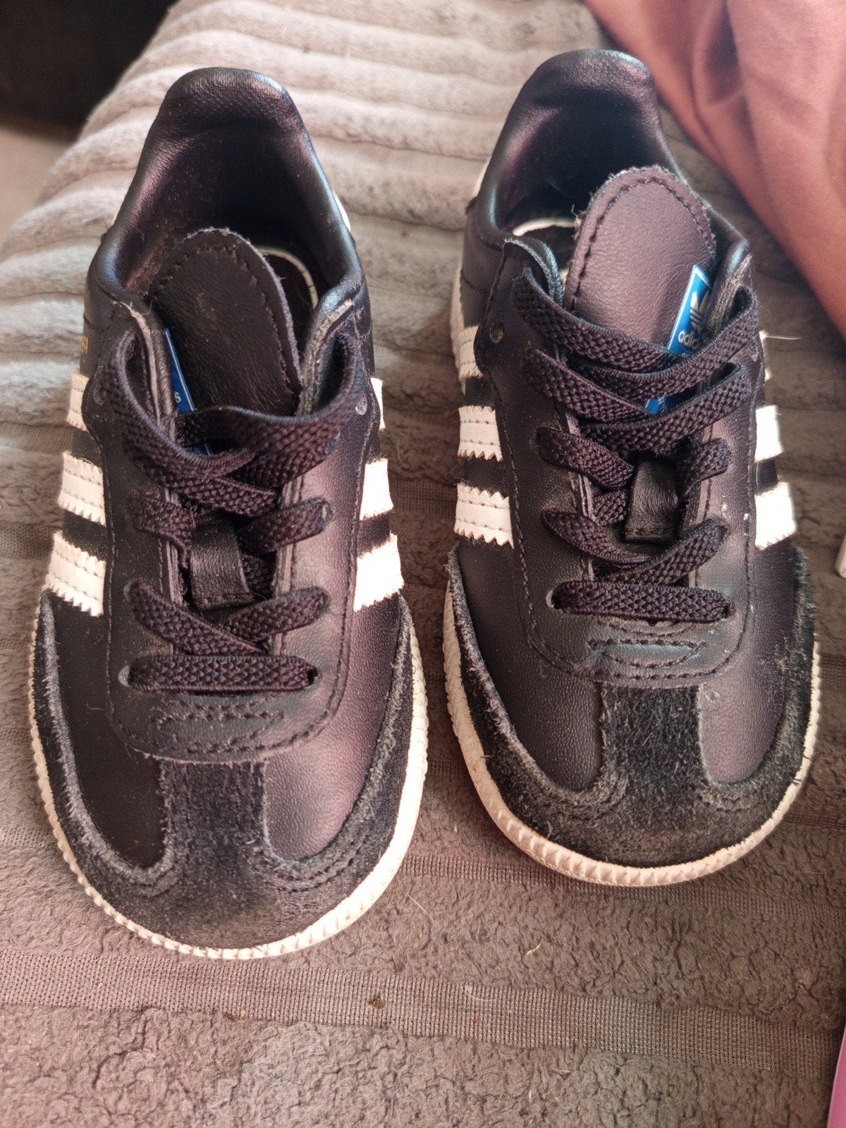 Adidas Samba babyschoenen - Zwart/Wit maar 22, Adidas, Gebruikt, Jongen of Meisje, Schoenen
