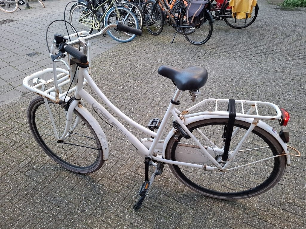 Meisjesfiets Vogue (160-175cm), Ophalen of Verzenden, 26 inch of meer