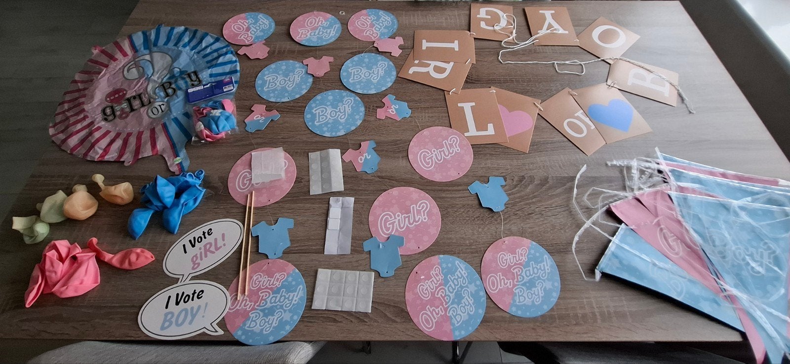 Gender Reveal Versiering: Boy or Girl Feestpakket, Ophalen