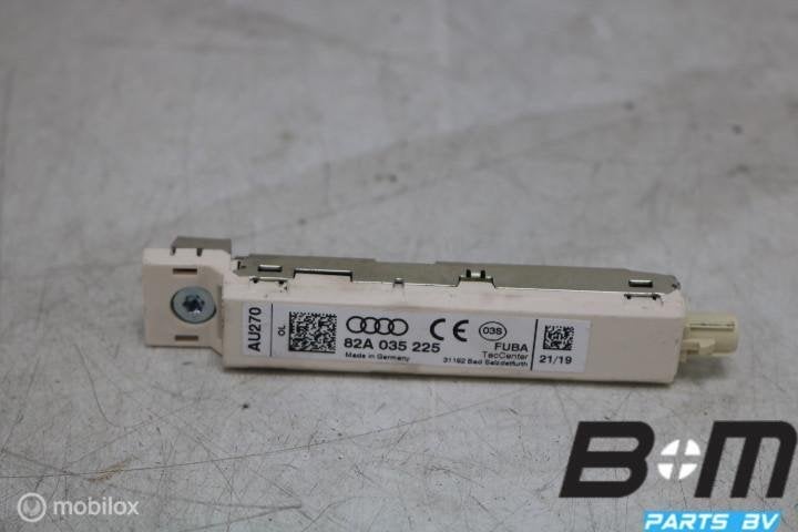 Antenneversterker linksboven Audi A1 GB 82A035225, Auto diversen, Autoradio's, Gebruikt
