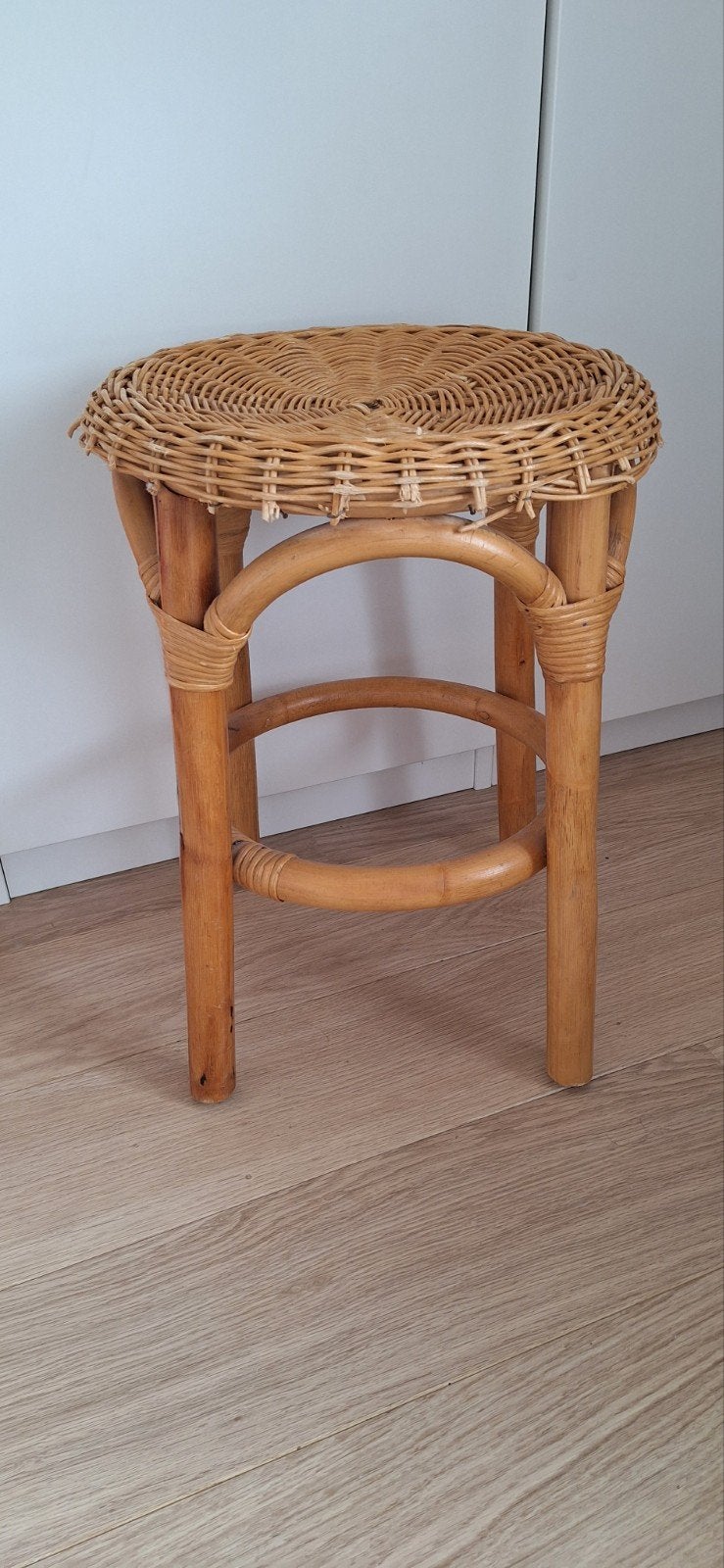 Rotan krukje, Huis en Inrichting, Ophalen, Gebruikt, Hout
