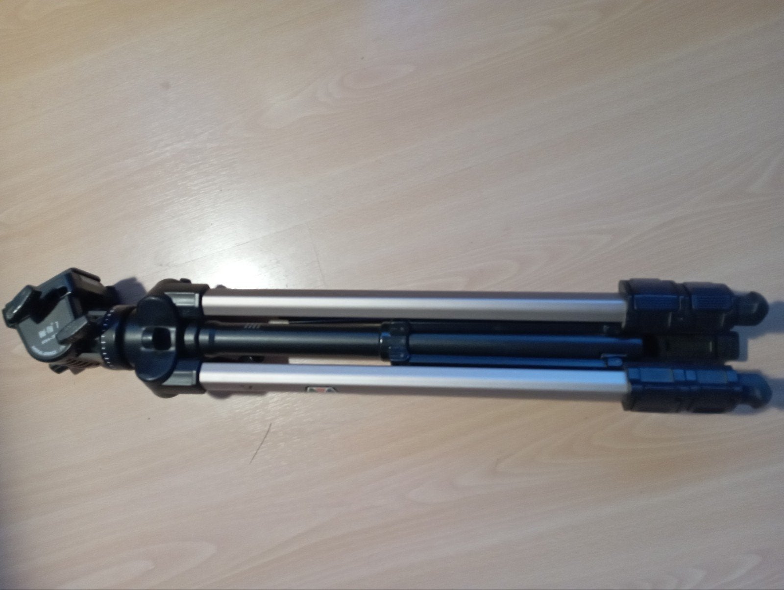 Velbon statief - goede staat, compleet, max 1.55m, Ophalen, Velbon, Driepoot, Met waterpas