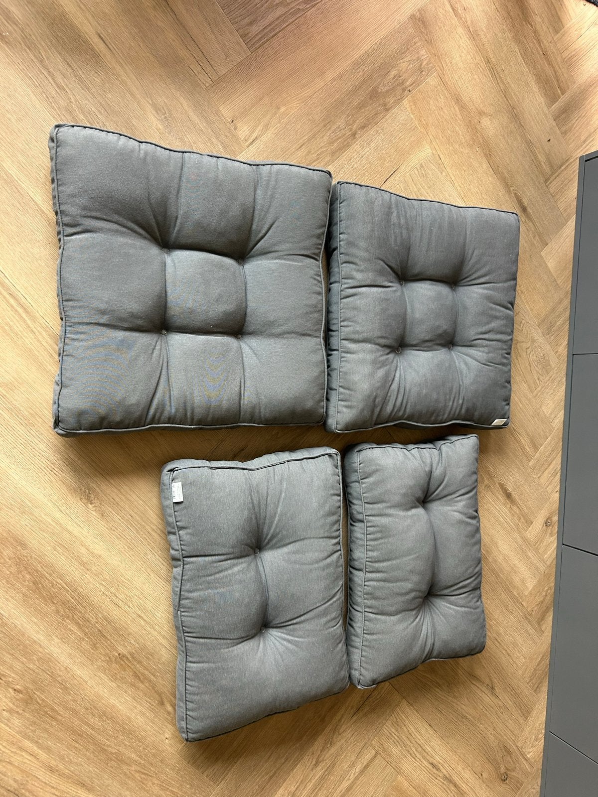 Set van 4 grijze zitkussens voor binnen of buiten, Ophalen, Overige merken, Gebruikt, Vierkant