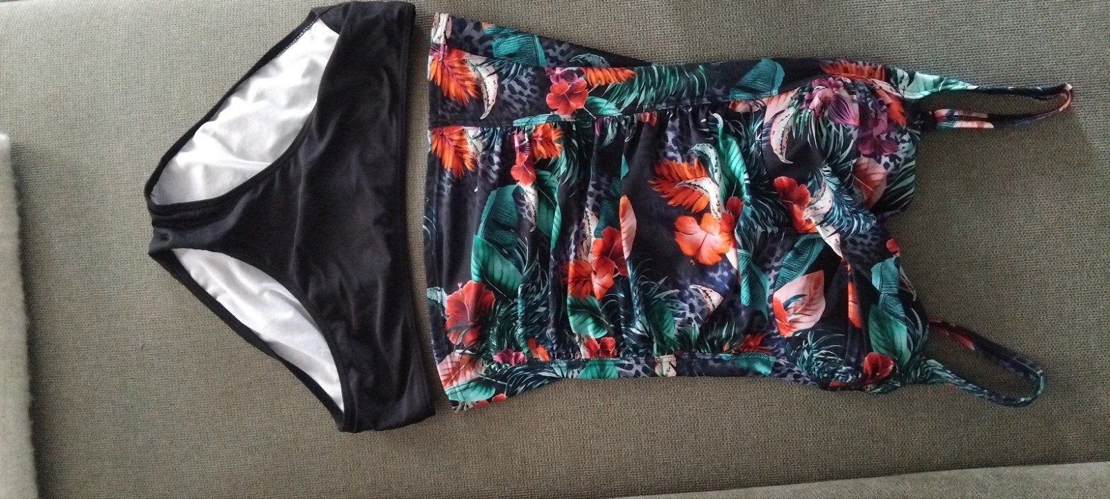 Manouxx Tankini met Tropische Print en Zwart Broekje, Meerkleurig, Manouxx, Ophalen of Verzenden, Zo goed als nieuw