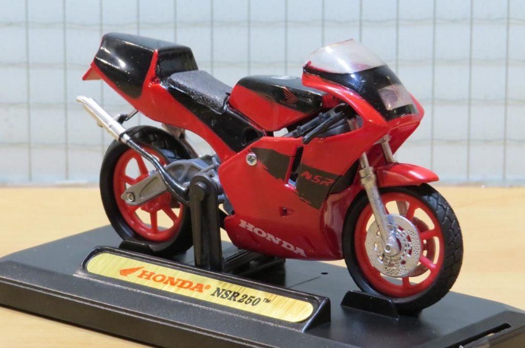 Honda NSR250 NSR 250 1:18 black red, May Cheong Group France S.A.S., Nieuw, Ophalen of Verzenden, Motor