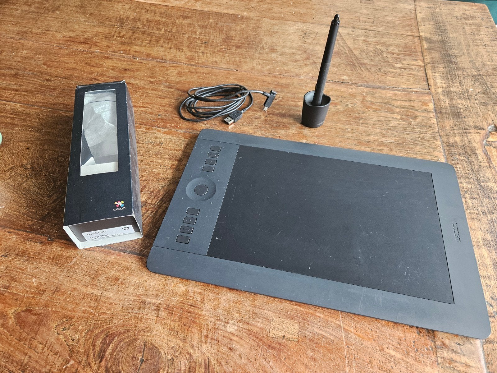 Wacom Intuos Pro Medium PTH-651K Pen Tablet - Gebruikt, Computers en Software, Gebruikt, Multi-touch, Ophalen of Verzenden, Wacom
