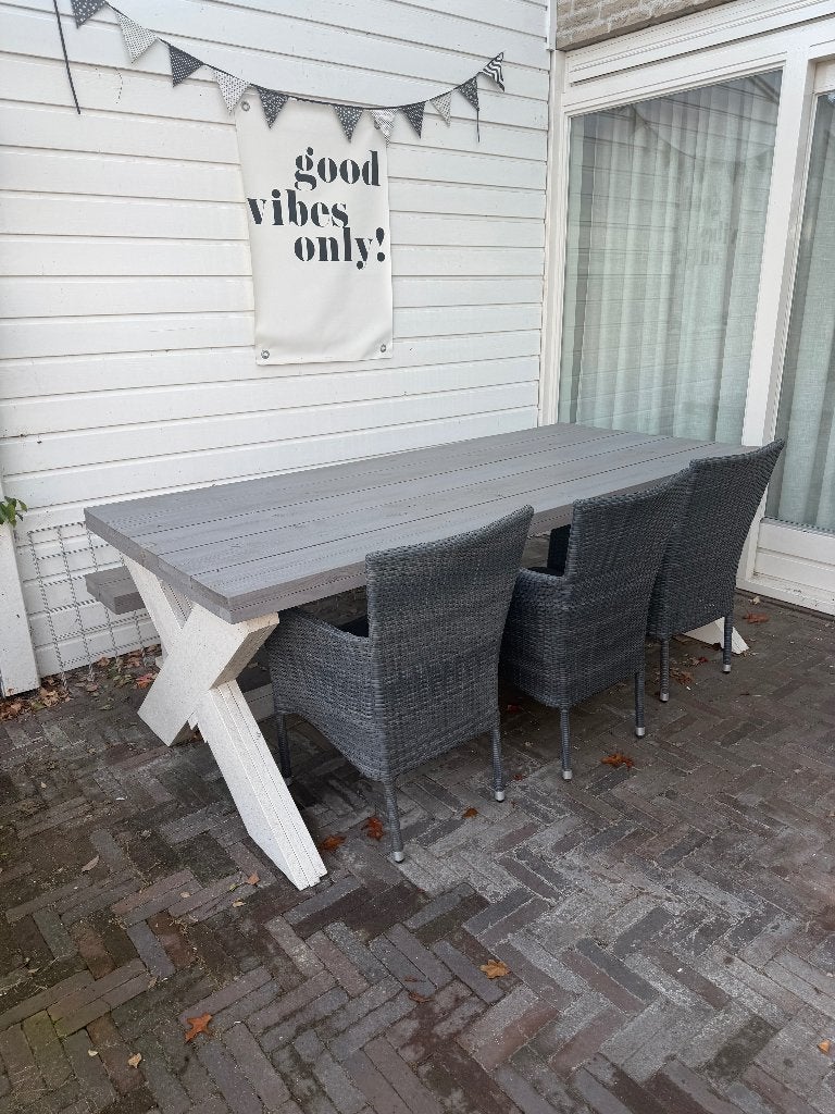 Grote tuintafel met 3 stoelen en bankje., Ophalen, Gebruikt, Rechthoekig, Hout
