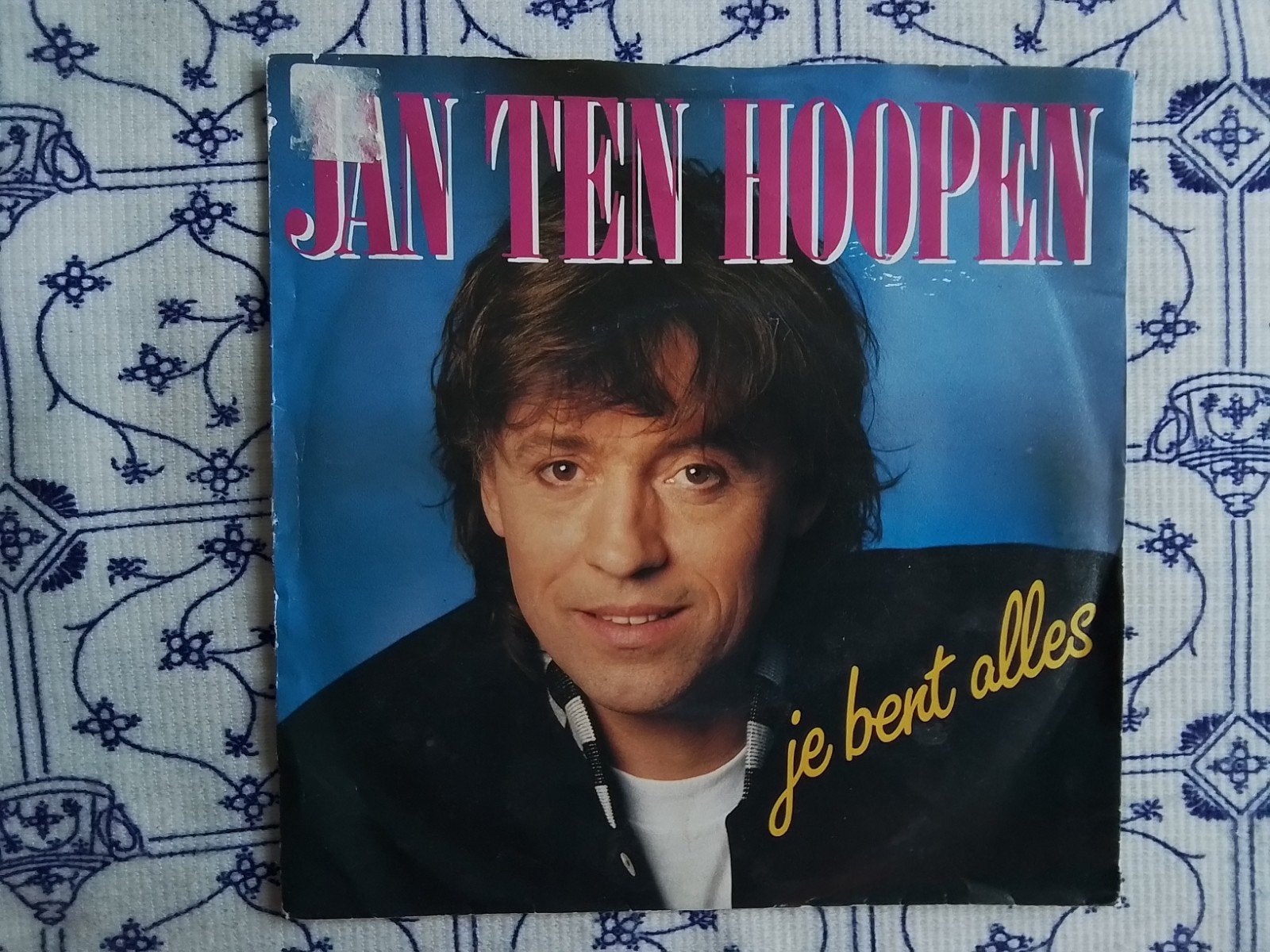 Jan ten hoopen             Je bent alles, Ophalen of Verzenden, Zo goed als nieuw, Nederlandstalig