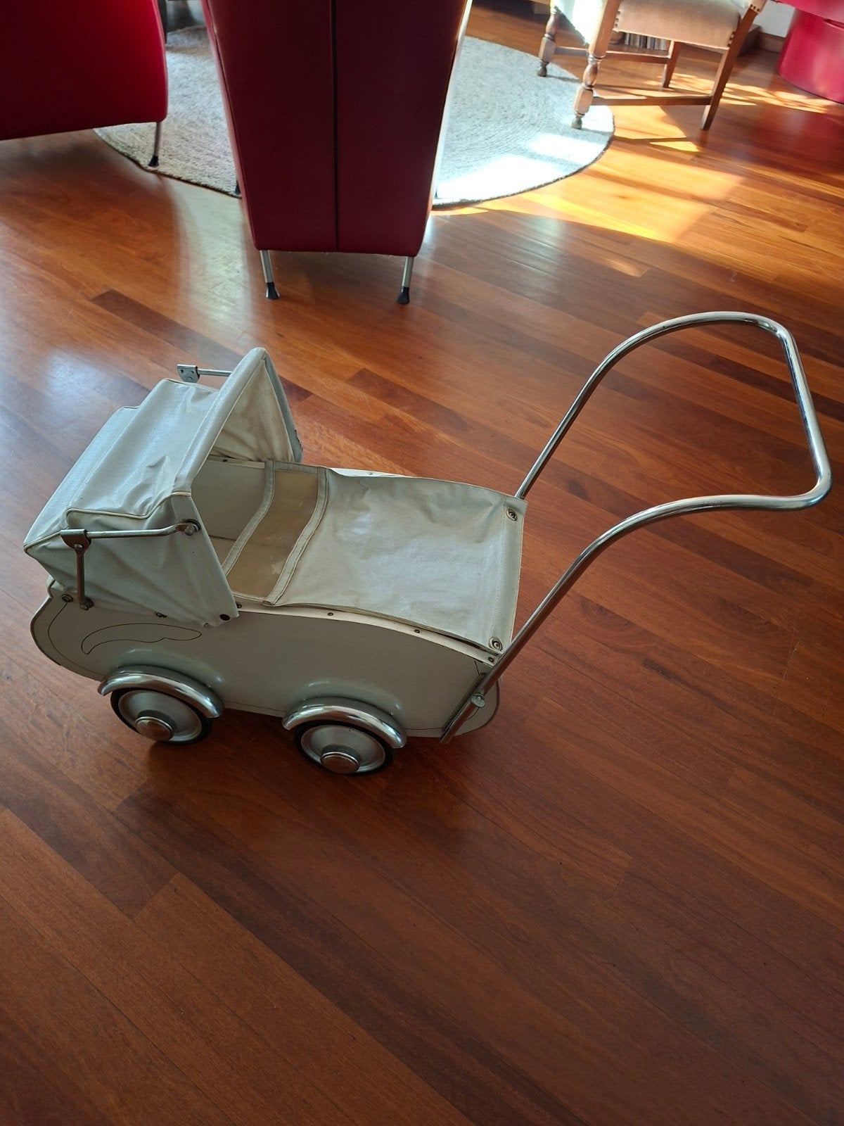 vintage poppenwagen, Ophalen