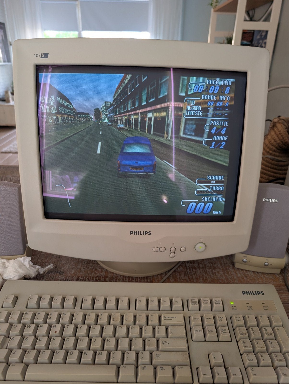 Philips 107S CRT monitor – retrogaming, Ophalen