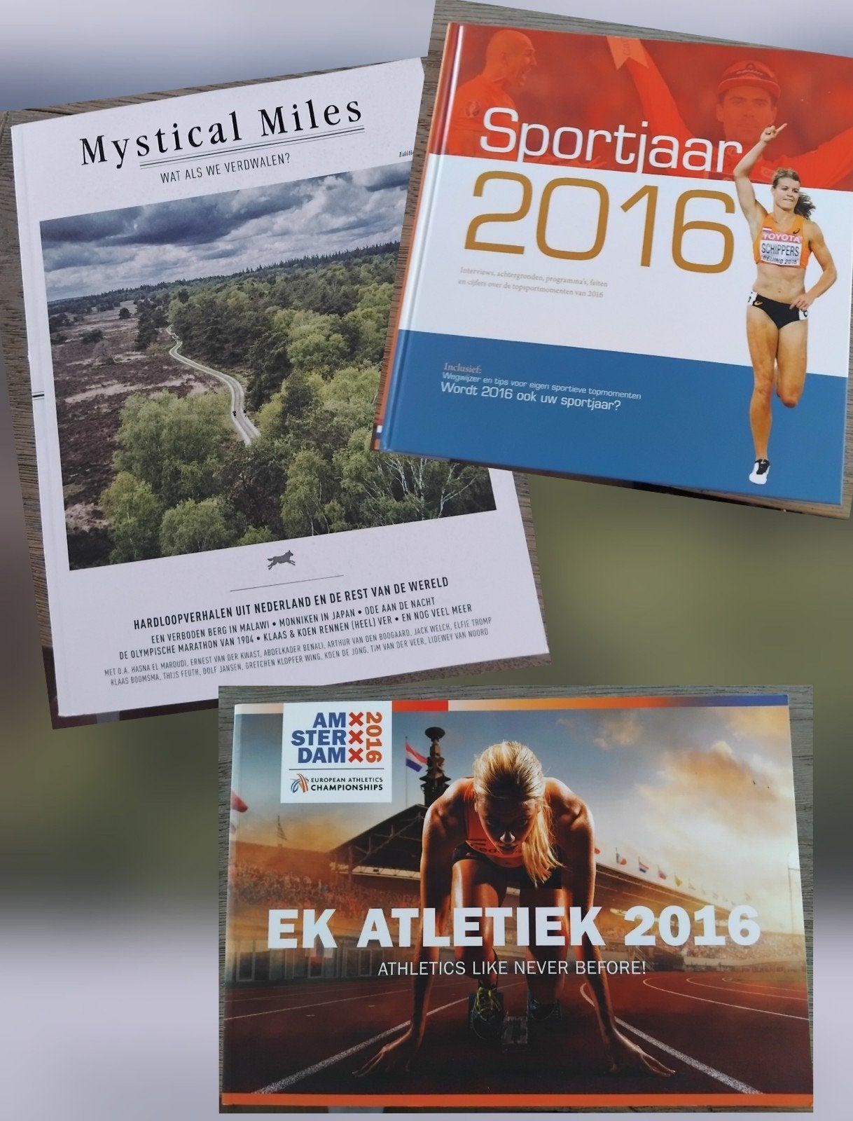 3 sportboeken atletiek, Ophalen of Verzenden, Nieuw, Lopen en Fietsen