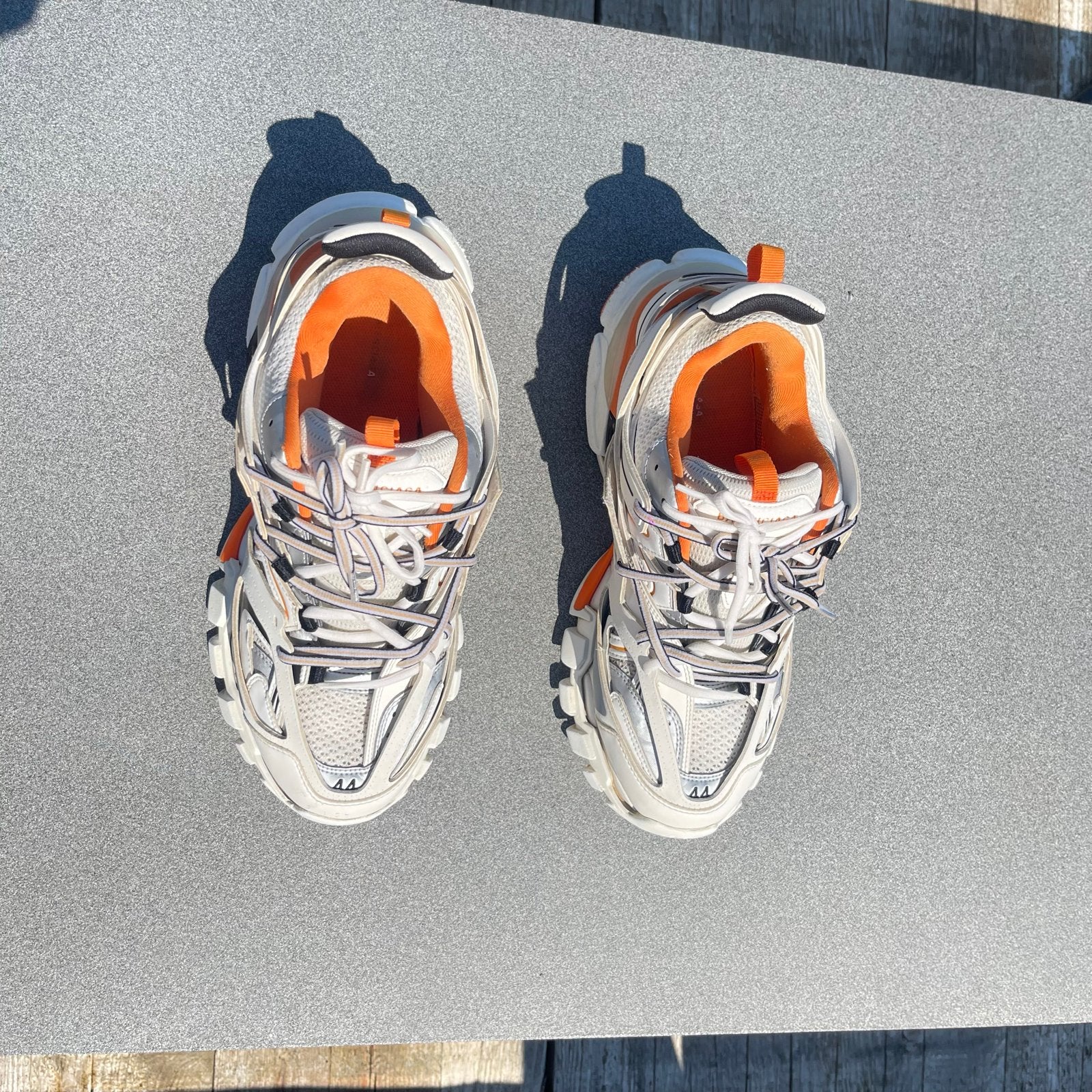 Balenciaga Track Sneakers Wit/Oranje Maat 44, Wit, Ophalen of Verzenden, Sneakers of Gympen, Gedragen