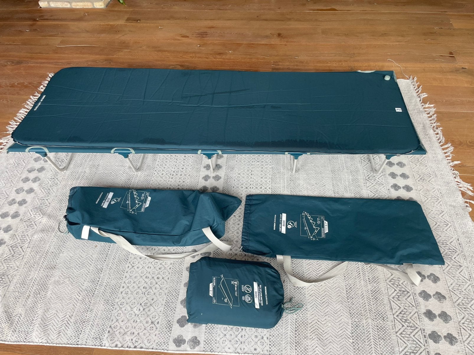 Veldbedden en inflatable matjes, Caravans en Kamperen, Ophalen of Verzenden, Zo goed als nieuw, Overige
