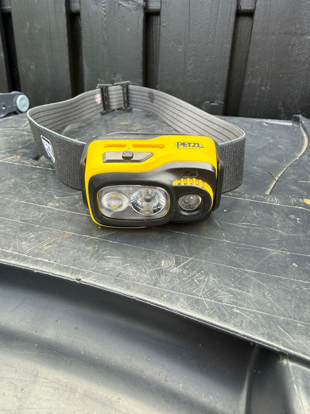 Petzl swift RL pro 1100 Industriële hoofdlamp, Ophalen of Verzenden, Nieuw, Batterij