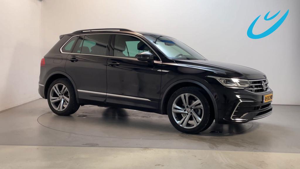 Volkswagen Tiguan 1.5 TSI 150pk DSG R-Line Business+ Camera, 1441 kg, 4 cilinders, Automatische klimaatregeling, Alcantara