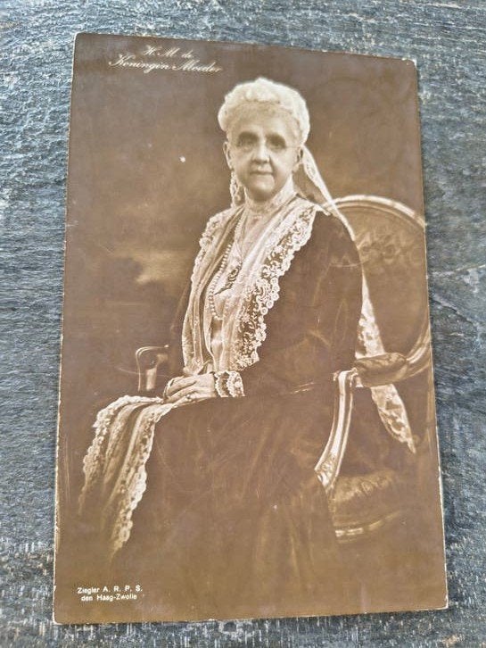 Oude ansichtkaart Koningin Moeder Emma - Gelopen, Verzamelen, Ophalen of Verzenden, Voor 1920, Gelopen