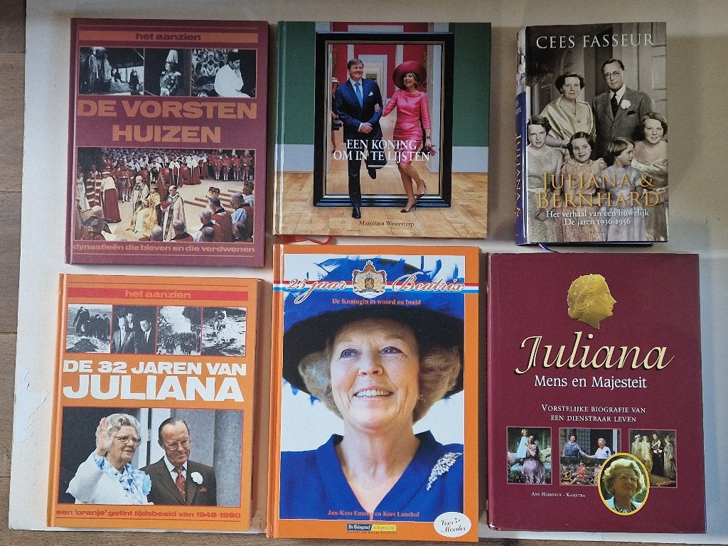 6 boeken koninklijk huis., Ophalen of Verzenden, Zo goed als nieuw, Tijdschrift of Boek