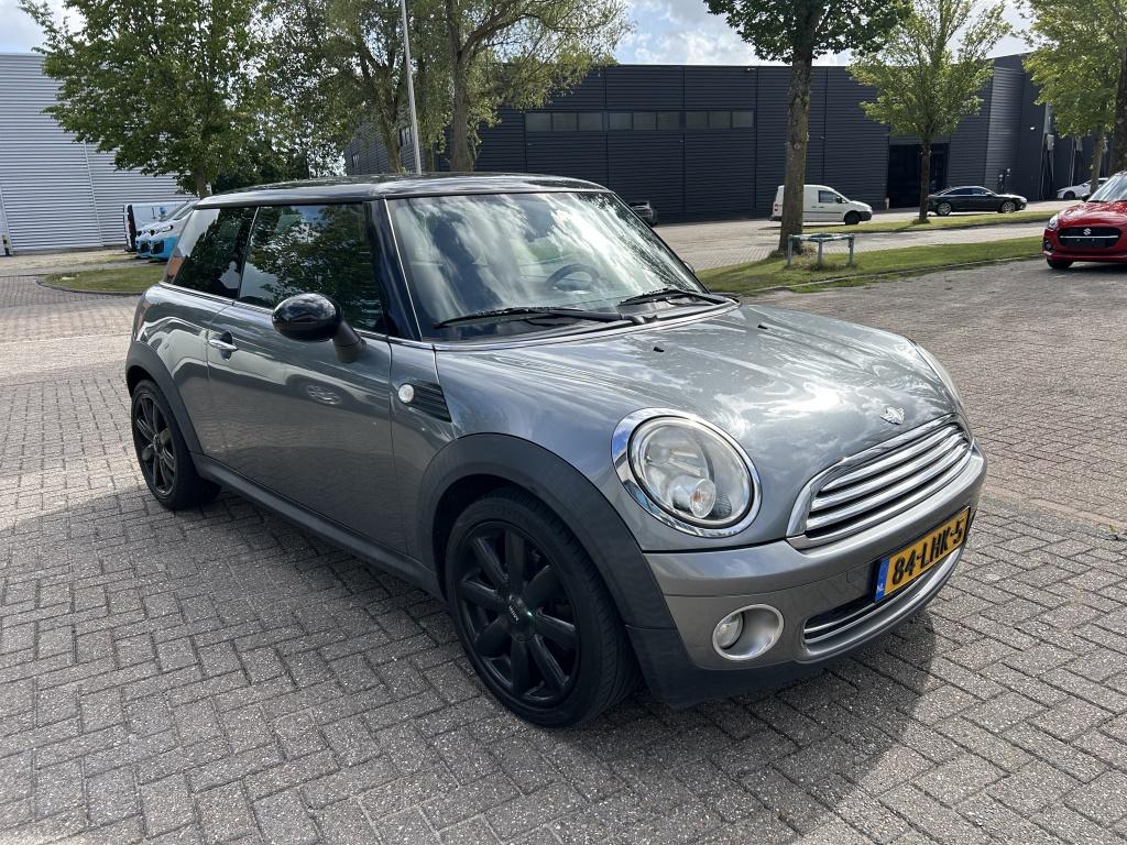 MINI Mini 1.6 Cooper Bns Line 123PK 6-BAK AIRCO CRUISE NAP!, Auto's, Mini, Voorwielaandrijving, Euro 5, Stof, 4 cilinders