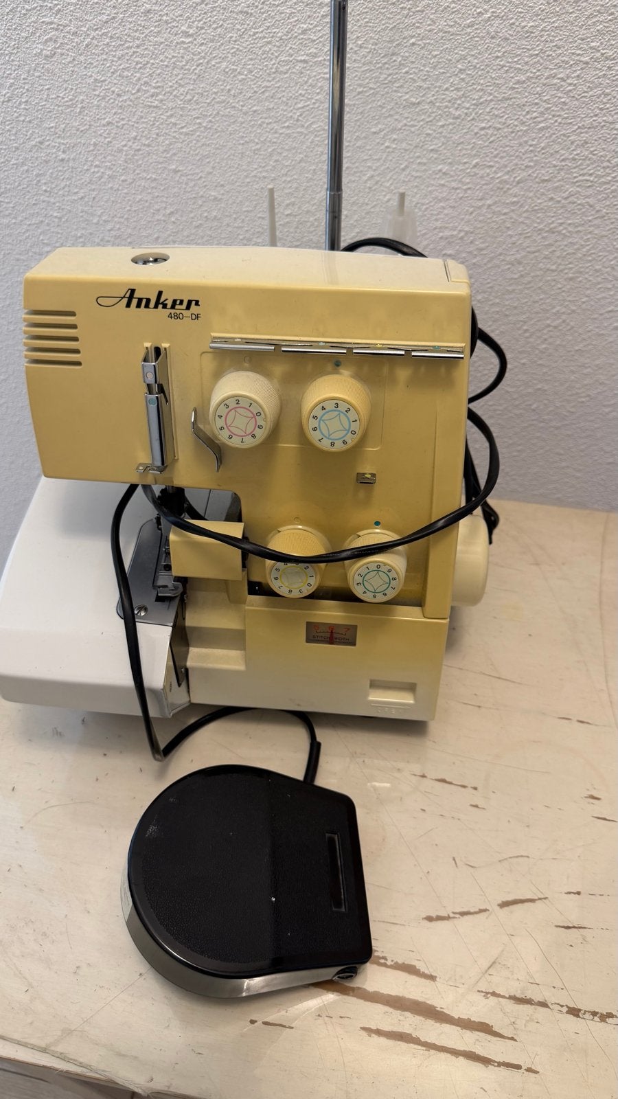 Vintage Anker 480-DF elektrische naaimachine met voetpedaal, Ophalen, Gebruikt, Naaimachine, Overige merken