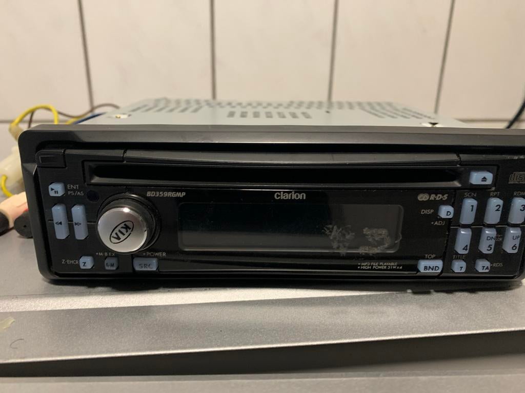 Clarion BD359RGMP Autoradio CD/MP3 Speler, Auto diversen, Autoradio's, Zo goed als nieuw, Ophalen of Verzenden