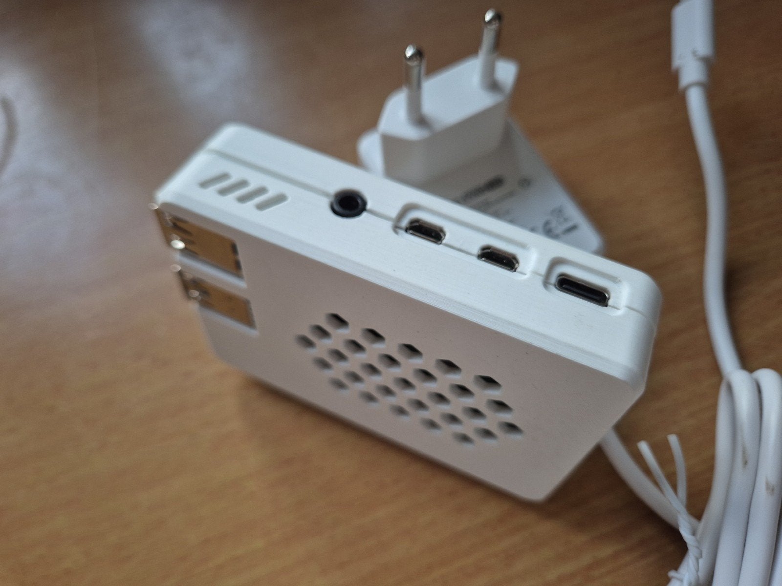 Raspberry Pi Model B (4GB), Computers en Software, Pc- en Netwerkkabels, Zo goed als nieuw, Ophalen of Verzenden