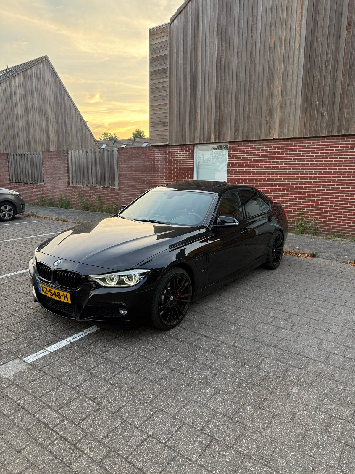 BMW 3-Serie 330e Iperformance 252pk Aut 2016 Zwart, 1998 cc, Achterwielaandrijving, Euro 6, Zwart