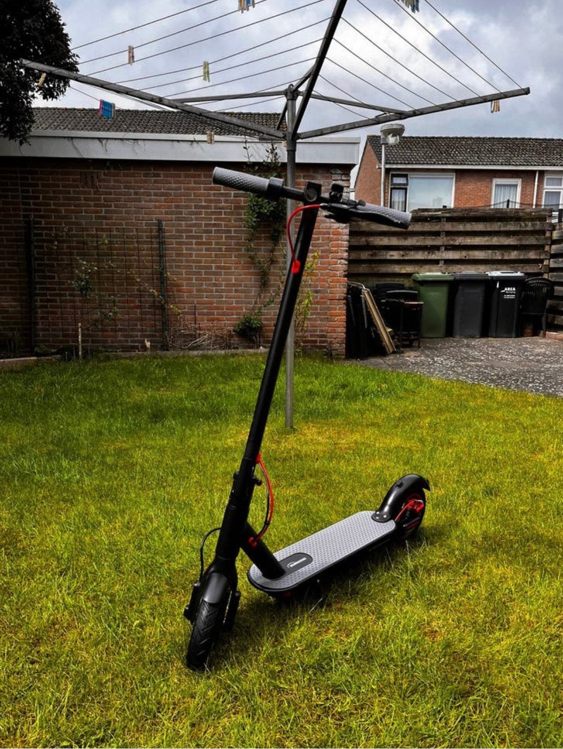 elektrische step gezocht mag ook met schade!, Fietsen en Brommers, Steps, Ophalen of Verzenden, Zo goed als nieuw, Elektrische step (E-scooter)