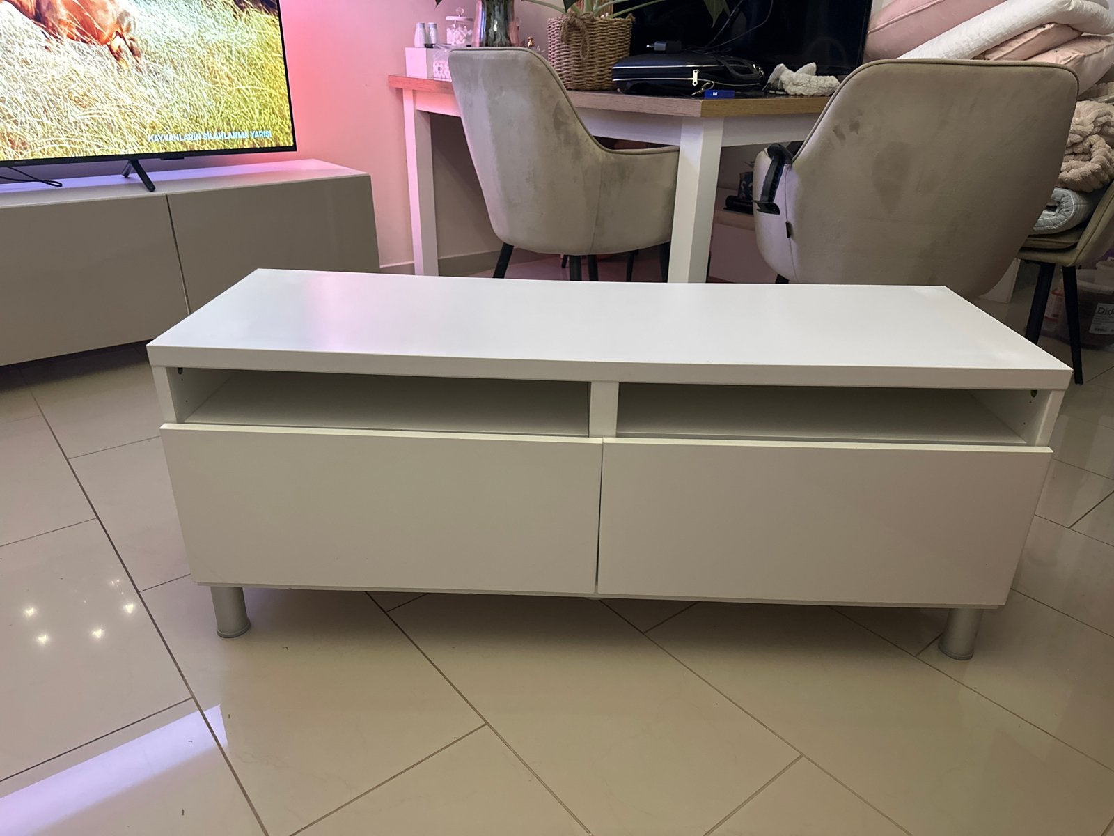 Witte tv-meubel met lades en open vakken - 120x40 cm, Ophalen, Kunststof, Gebruikt, 100 tot 150 cm