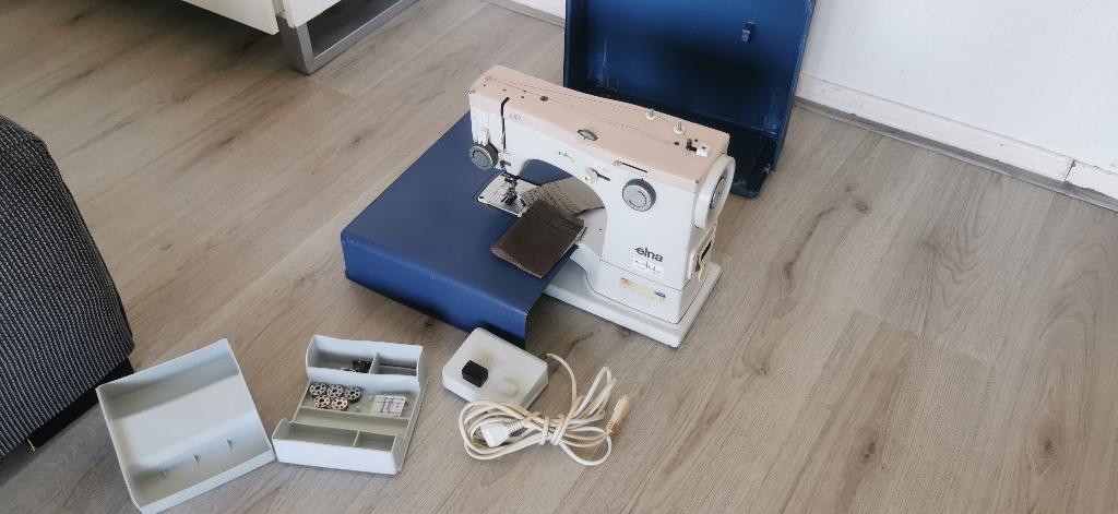 Naaimachine elna SP werkt goed LEER naaien goed, Ophalen of Verzenden, Zo goed als nieuw, Naaimachine, Overige merken