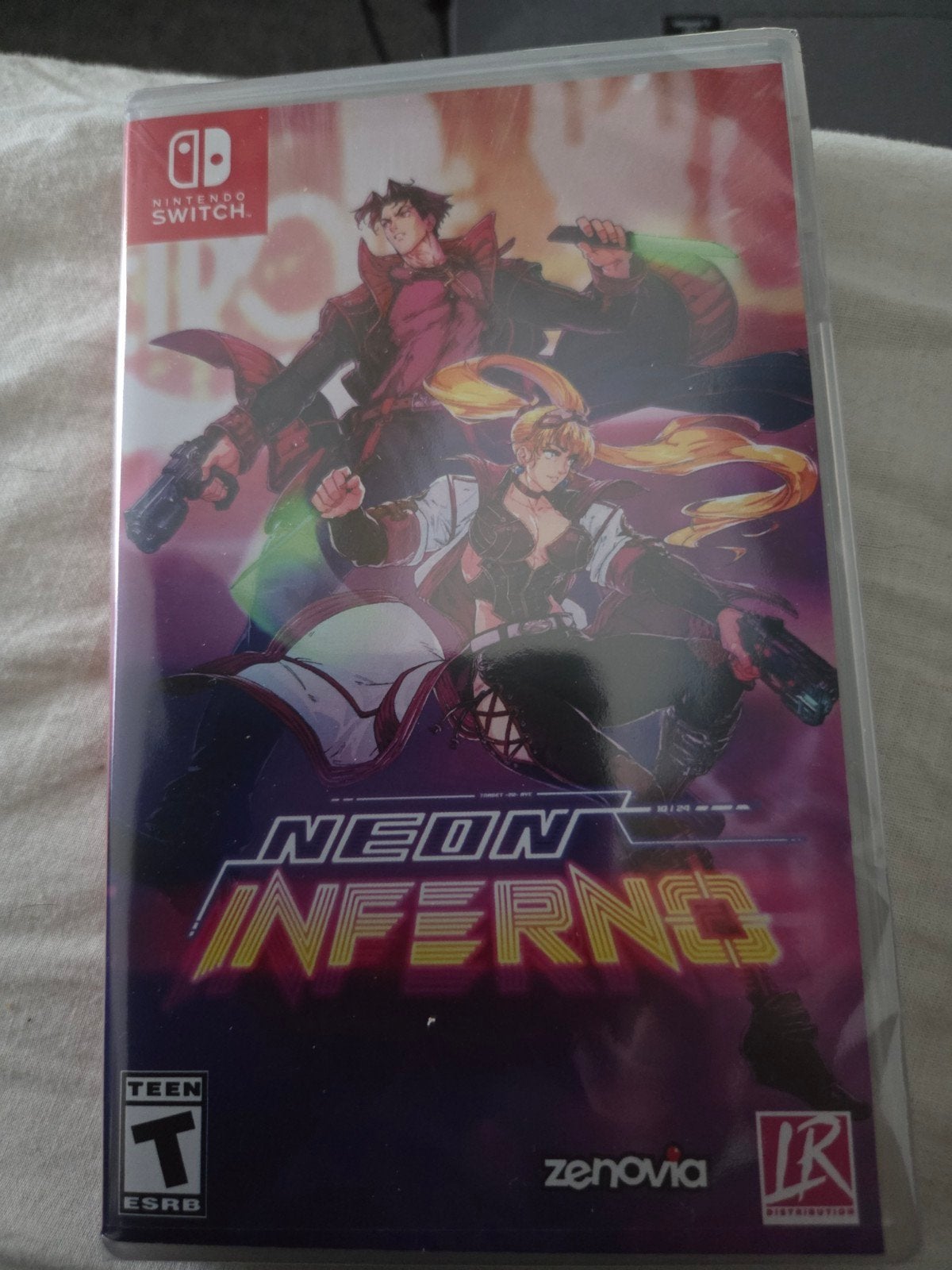 Neon Inferno (Limited Run) Voor Nintendo Switch, Spelcomputers en Games, Games | Nintendo Switch, Avontuur en Actie, 1 speler