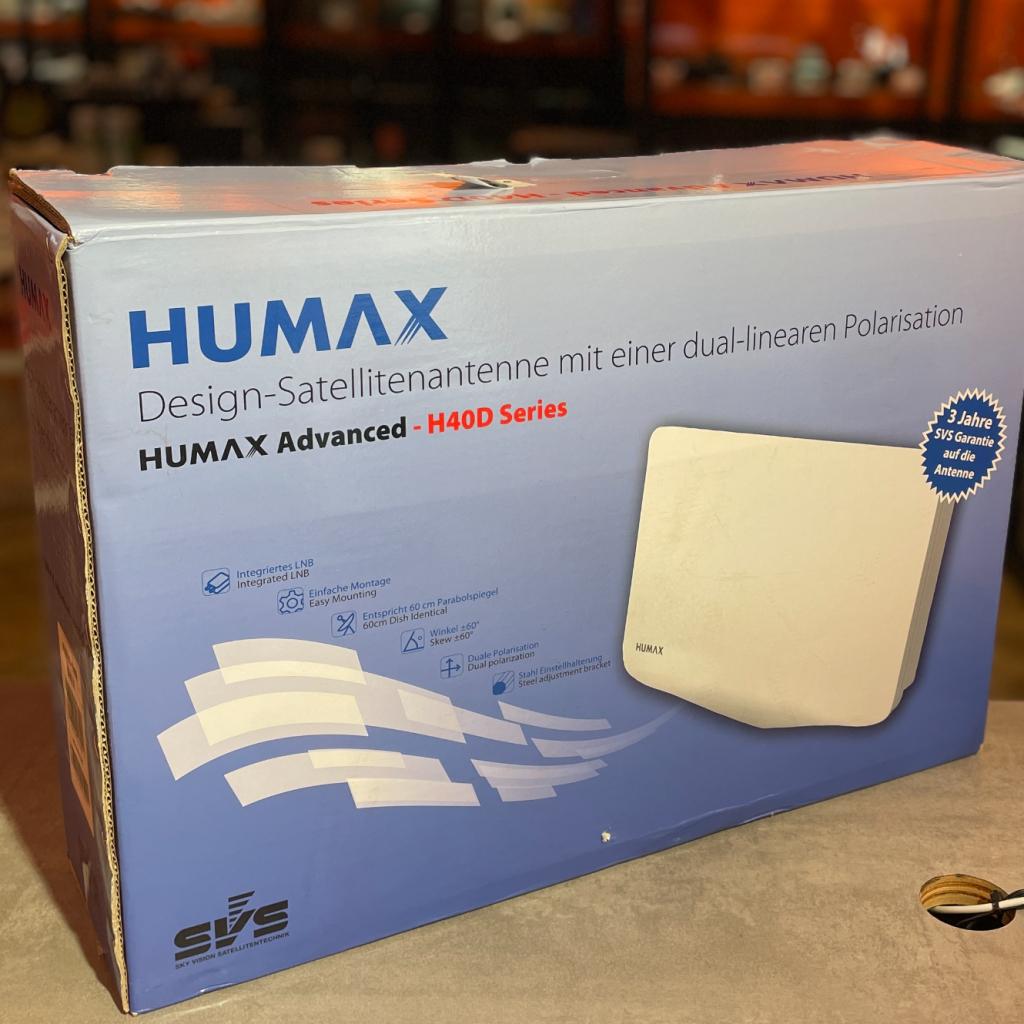Humax Digital Digital H40D4 platte Satellietantenne  In doos, Audio, Tv en Foto, Schotelantennes, Humax, Zo goed als nieuw, Support@humax.com