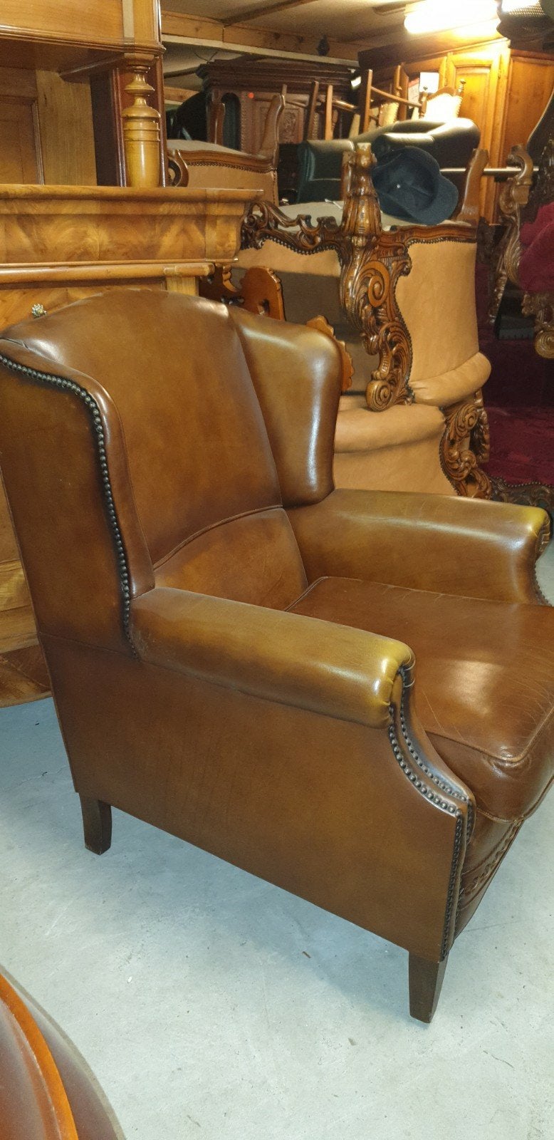 Chesterfield dames fauteuil in bruin leer, Huis en Inrichting, Fauteuils, Ophalen, Gebruikt, Chesterfield, 75 tot 100 cm