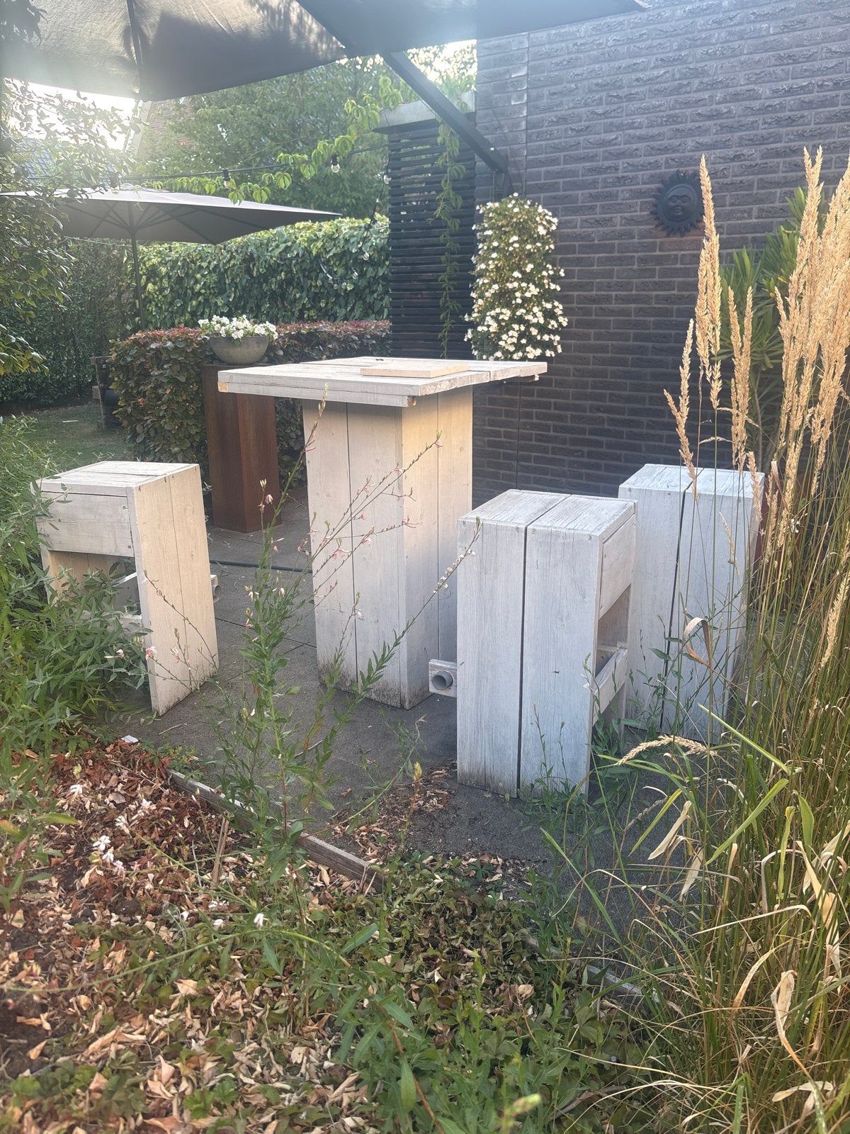 Barset: Houten Bartafel met 4 krukken, Ophalen, Gebruikt, Met voetsteun, 60 tot 90 cm