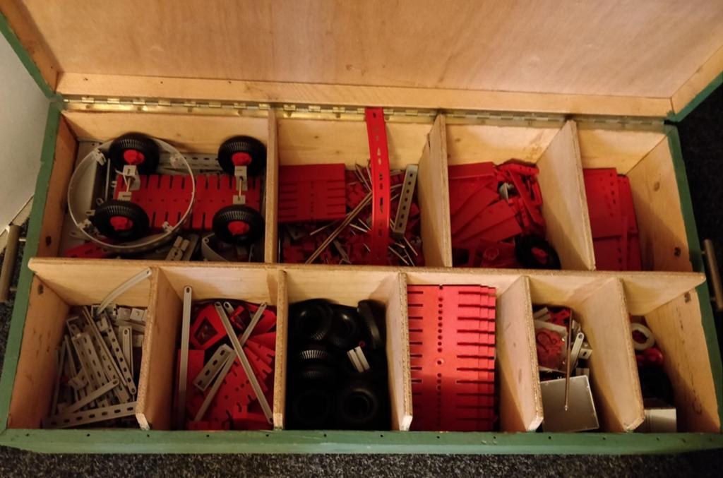 Grote partij Fischer Technik onderdelen in houten kist, Ophalen of Verzenden, Gebruikt, Overige merken