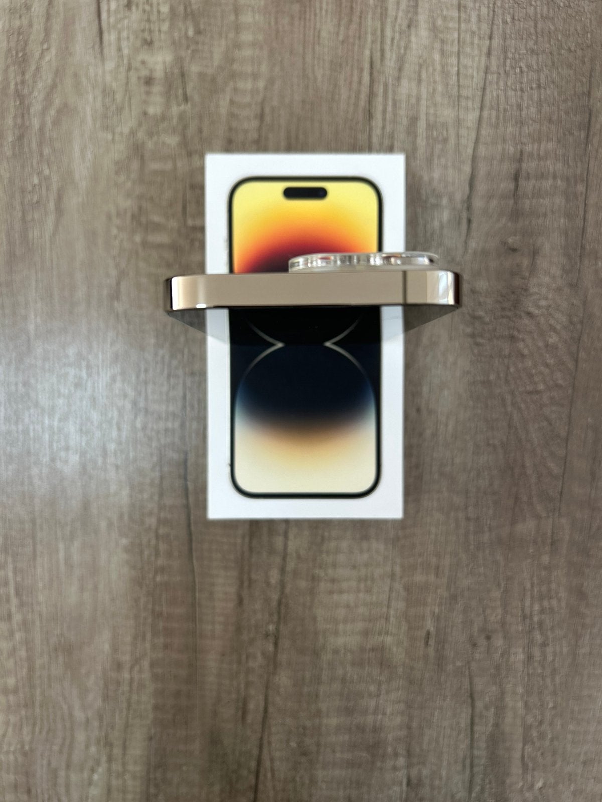 Foto 9 van iPhone 14 Pro 128GB Goud – ALS NIEUW!